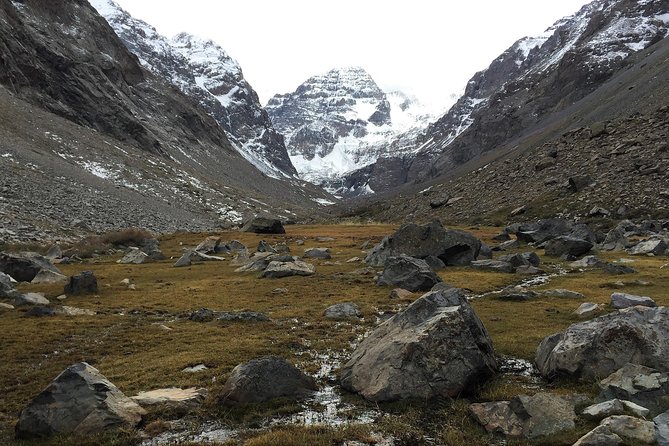 2-Day Private Hiking Tour to La Paloma Glacier - Day one: 6.5 miles toward a waterfall camp
