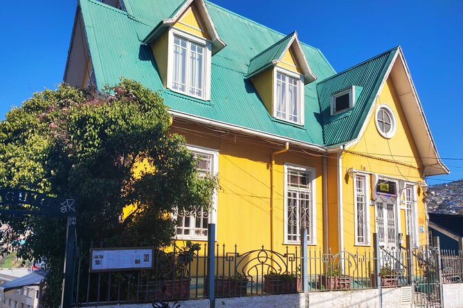 2 Hour Walking Tour in Valparaiso - Paseo Dimalow and the city’s hillside rhythm