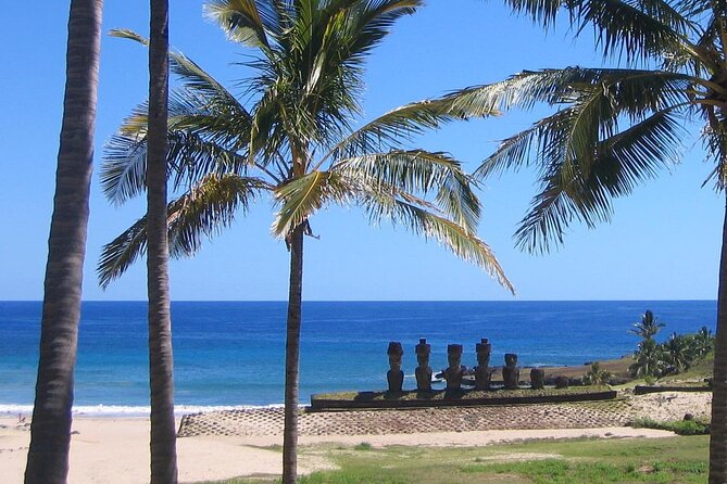 3 Tours on Easter Island. - Vaihu and Akahanga: beginning with village life