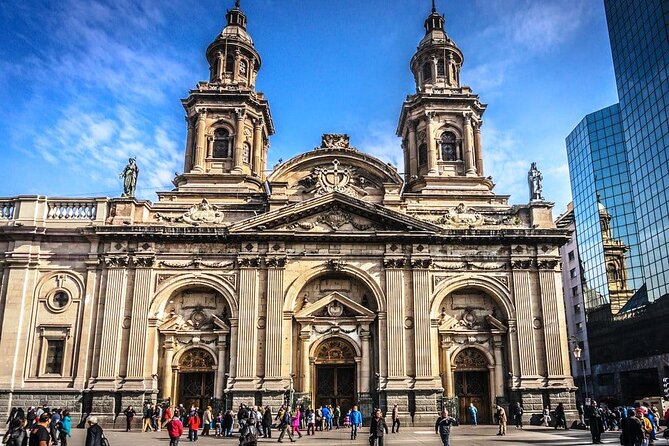 A Private Tour of Santiago with an Experienced Local Guide - Why this private Santiago route works