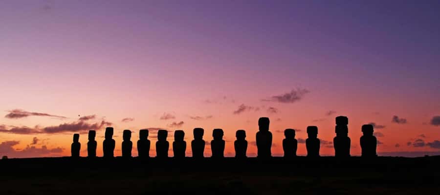 Adventures in Rapa Nui: High-quality tourism with Easter Island Your Tour. - A private day with Rapa Nui’s famous moai