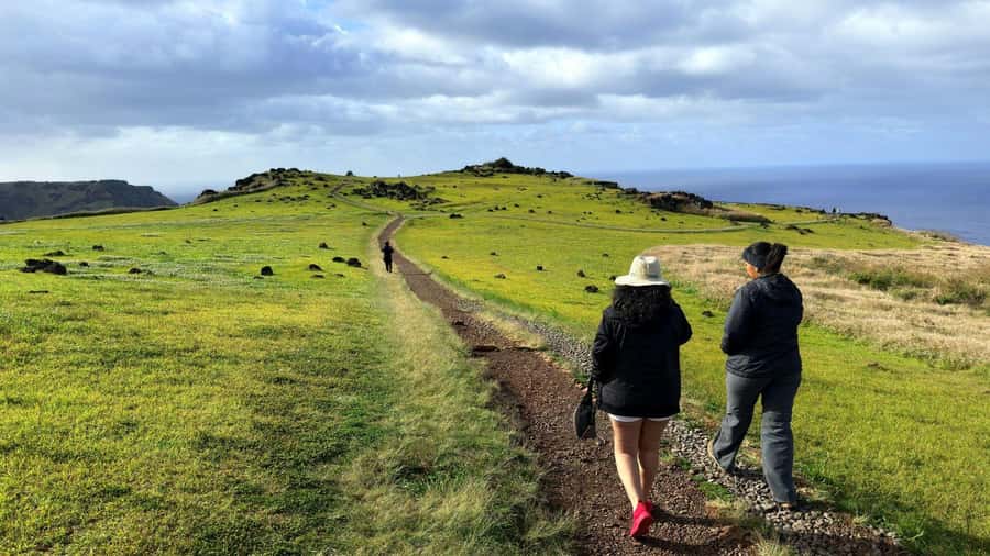 Ahu Vinapu, Rano Kao and Orongo City Half-Day Tour - Why this route works in just three hours