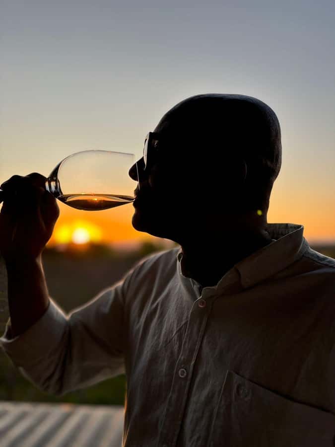 Alyan Family sunset winery - Who will enjoy this evening most