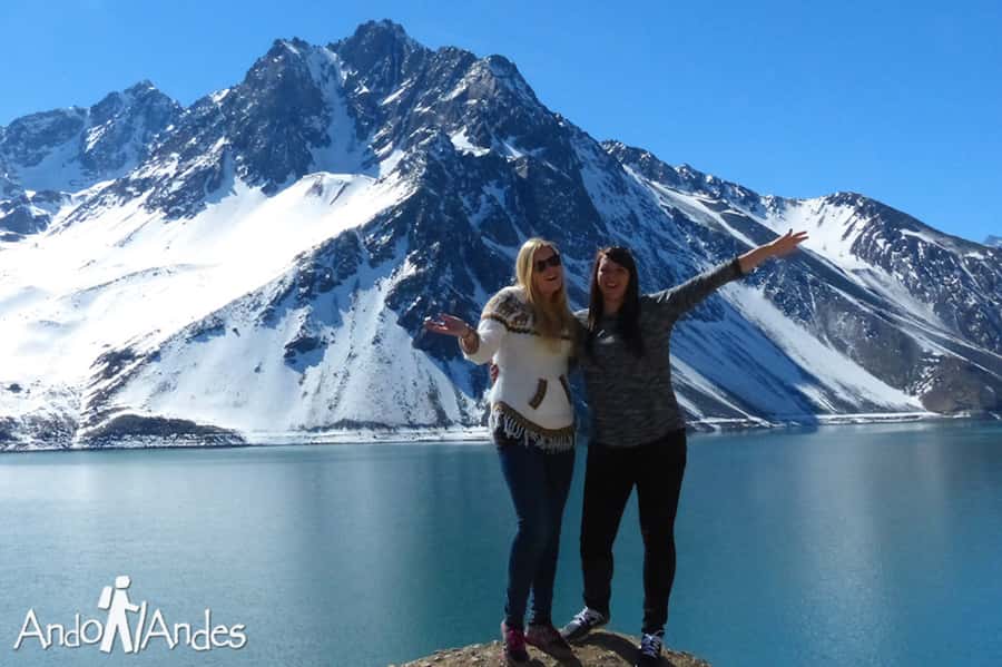 Andes Day Lagoon: Embalse El Yeso Tour from Santiago - Practical packing advice for 2,500 meters