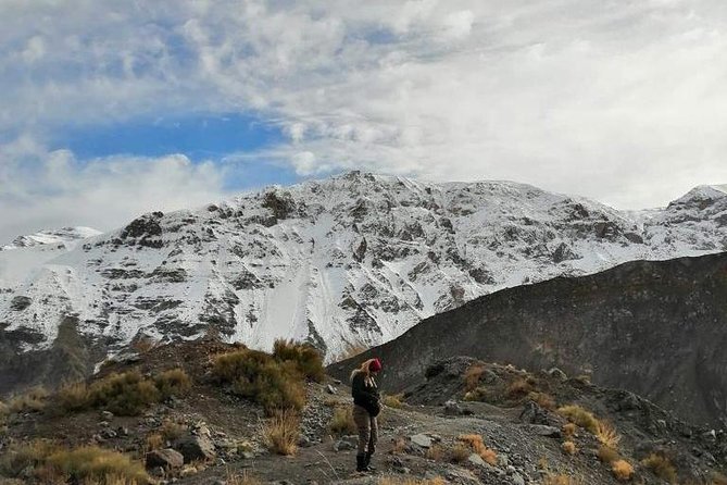 Andes Day Lagoon in Cajón del Maipo & Embalse el Yeso Private Tour - A short stop at Tinoco railway tunnel