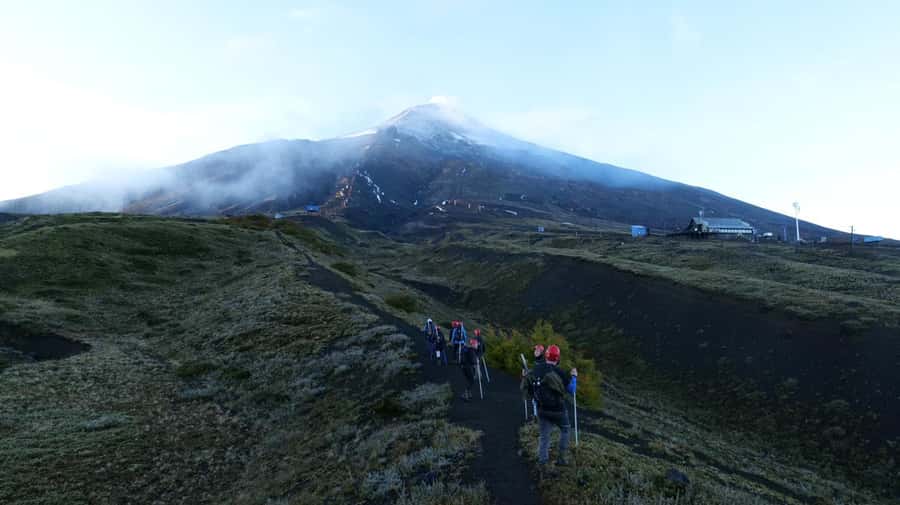 Ascent to Villarrica volcano 2,847masl, from Pucón - Equipment, food, and the small details that matter