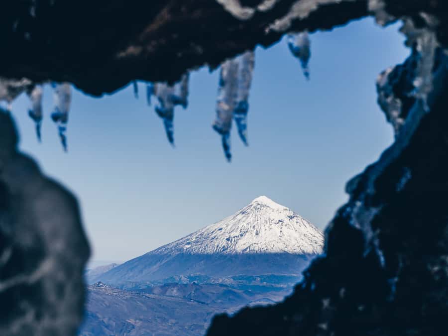 Ascent to Villarrica volcano 2,847masl, from Pucón - Starting at Ermitaño Expediciones at 6:00am