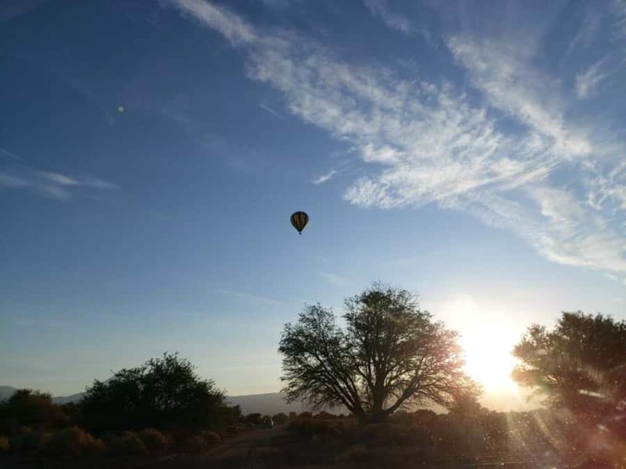 Atacama: San Pedro de Atacama Sunrise Hot Air Balloon Ride - Watching the balloon come alive