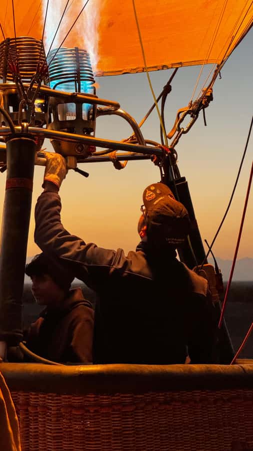 Atacama: San Pedro de Atacama Sunrise Hot Air Balloon Ride - One hour above the Atacama Desert