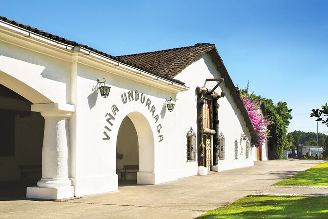 Aviary Tour and Tricao Park with Tasting in Undurraga Vineyard - Undurraga Vineyard and four reserve wines
