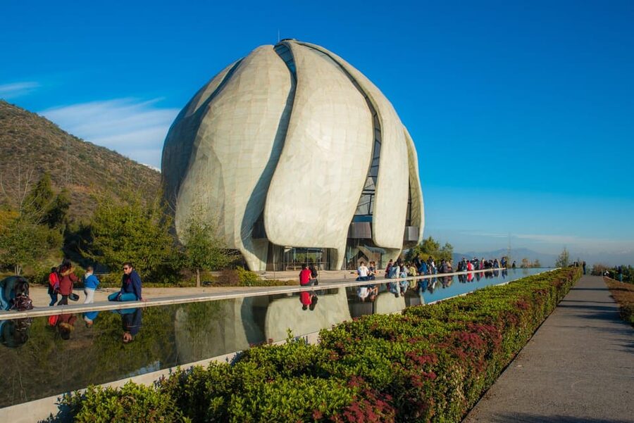 Bahá’í Temple, Winery and Lapis Lazuli + Private Transport - Returning to Santiago or staying at Patio Bellavista