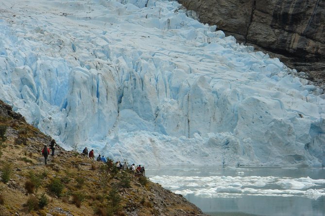 Balmaceda and Serrano Glaciers Sightseeing Cruise from Puerto Natales - Serrano Glacier: the payoff for getting off the boat