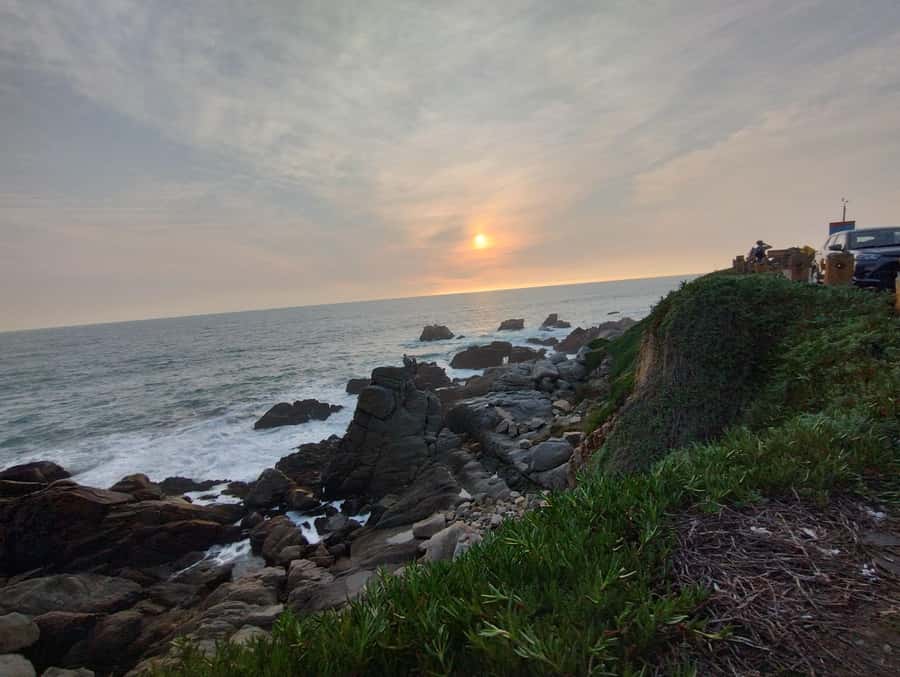 Bike ride along the coast of Viña del Mar or Valparaíso, you choose! - What the coastline adds to the experience