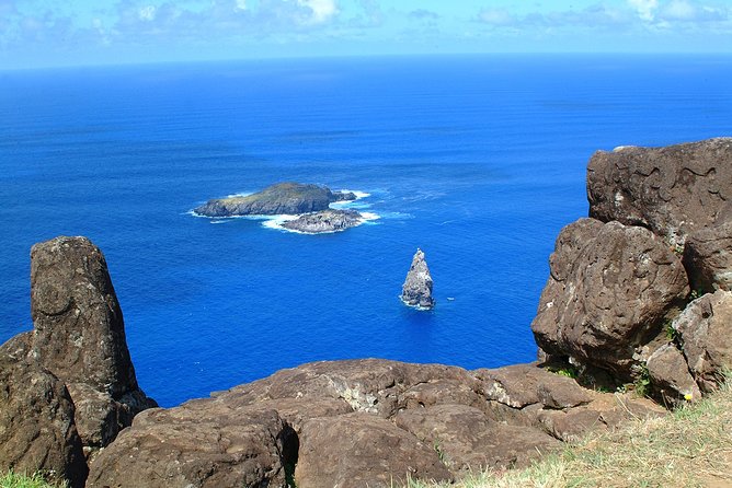 Birdman Ceremonial Route: Orongo, Ranu Kau Half-Day Tour - Orongo village and the Tangata Manu ceremony