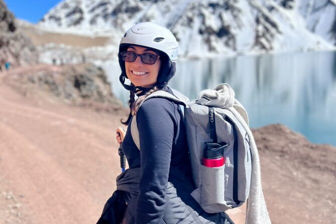 Cajon del Maipo and Embalse El Yeso with Picnic - Cajón del Maipo: broad mountain scenery near the capital