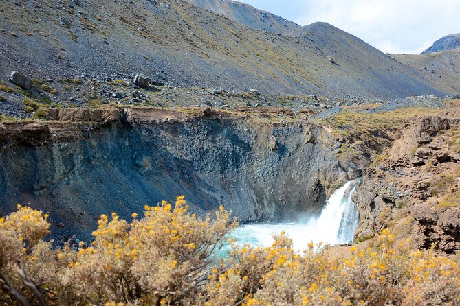 Cajon del Maipo & Embalse El Yeso Tour from Santiago - Casa Chocolate after the high mountains