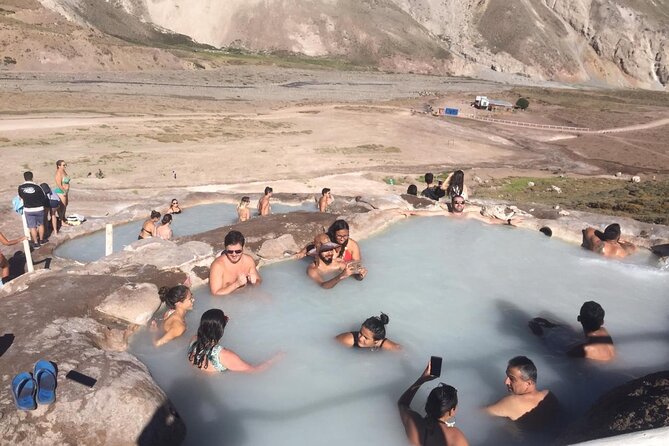 Cajon del Maipo Region - Hot Springs Termas de Colina - Leaving Santiago before the city wakes
