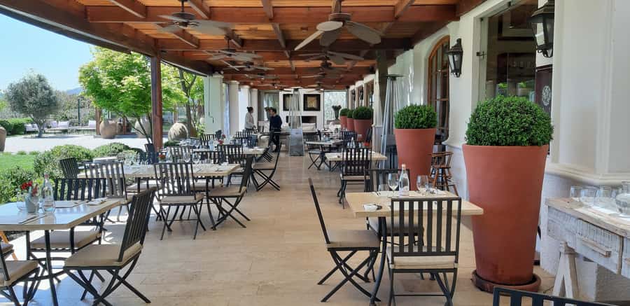Casablanca Valley: Full-Day Private Wine Tour - Curacavi Valley and the Chilean farm stop