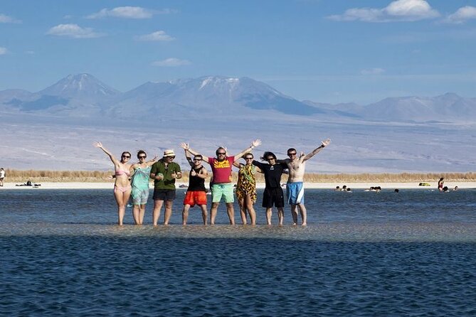 Cejar Lagoon and Ojos del Salar with Tebinquiche Tour - The included cocktail and what the price really covers