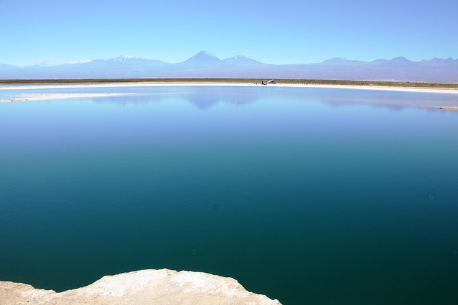 Cejar Lagoon, Tebinquiche Tour and Ojos del Salar from San Pedro de Atacama - Ojos del Salar and the best photo break