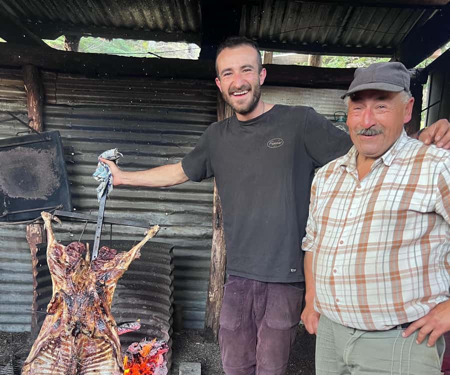 Cerro Castillo: Patagonia Mountain Trekking to the Lagoon - An asado or hot tub ending