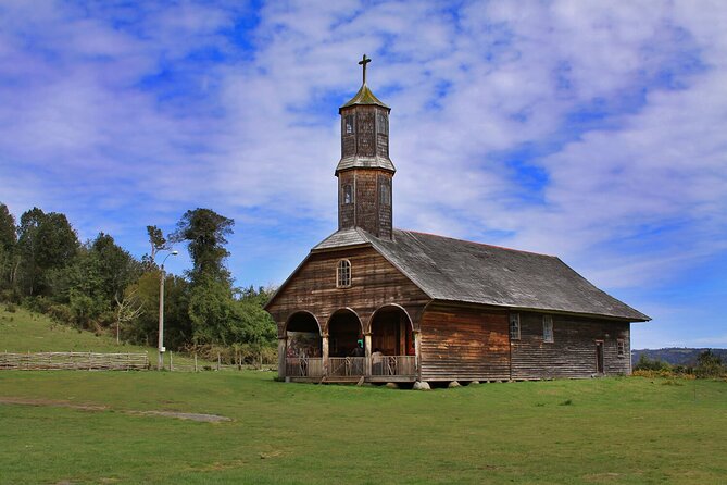 Chiloé Island Full Day Experience Castro, Ancud, Dalcahue & Lunch - Key things to know before booking