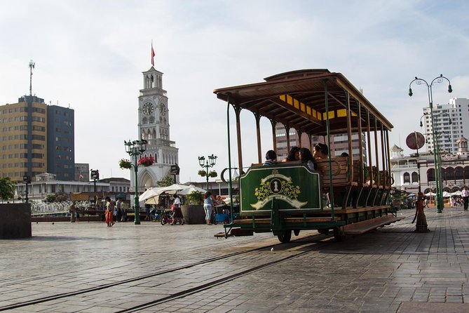 City tour of Iquique with navigation to the Esmeralda buoy - Four things to know before you book