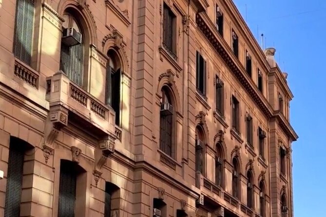 City tour on foot in Santiago - Key points at a glance