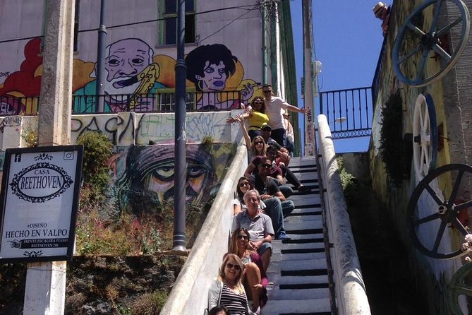 Coastal Gems: Viña del Mar & Valparaíso - Valparaíso: hills, murals, and historic elevators