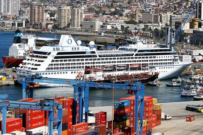 Cruise Pick up + Tour Valparaiso Viña del Mar Drop off at Hotel in Santiago - From the cruise terminal to Santiago