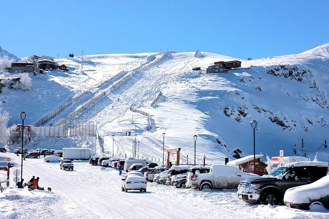 Day in the snow. Farellones snow park - Weather, road closures, and the El Colorado question