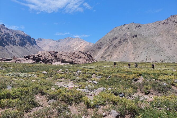 Day Trip Cajón del Maipo Embalse del Yeso Hot Springs Adventure - The turquoise waters of Embalse El Yeso