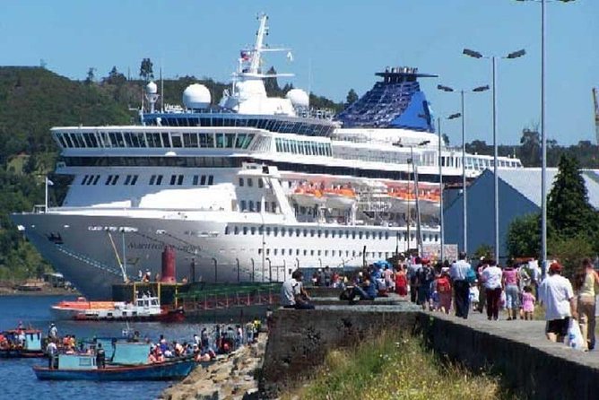 Day Trip to Osorno Volcano and Petrohue from Puerto Montt - Following Llanquihue Lake to Osorno