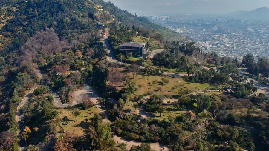Dia Completo en Santiago: Museo+San Cristobal+City Tour - Why this tour works for a first day in Santiago