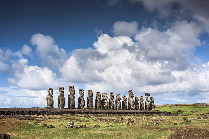 Easter Island 2 Half Days and 2 Full Days Private Trekking Tour - Why this private four-day plan works