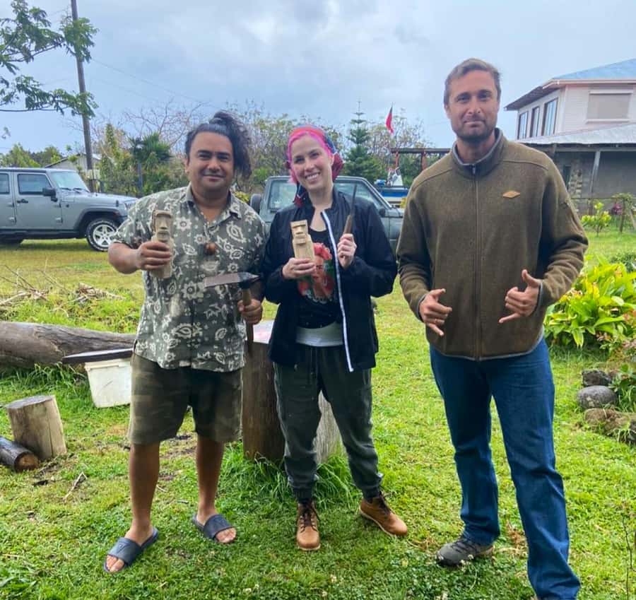 Easter Island: Demo of How to Carve a Moai statue - Arriving at Joaquin Rapu’s house