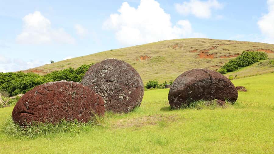 Easter Island: Full Day Ancestral Caves and Orongo Village - Ahu Vinapu offers a different kind of stonework