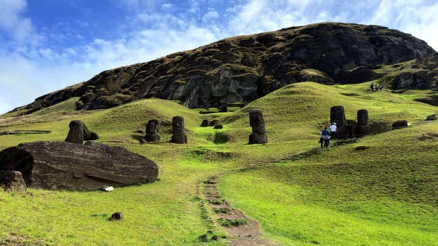 Easter Island: Full-Day Tour to Anakena - Picnic Lunch With a View, Not a Restaurant Stop