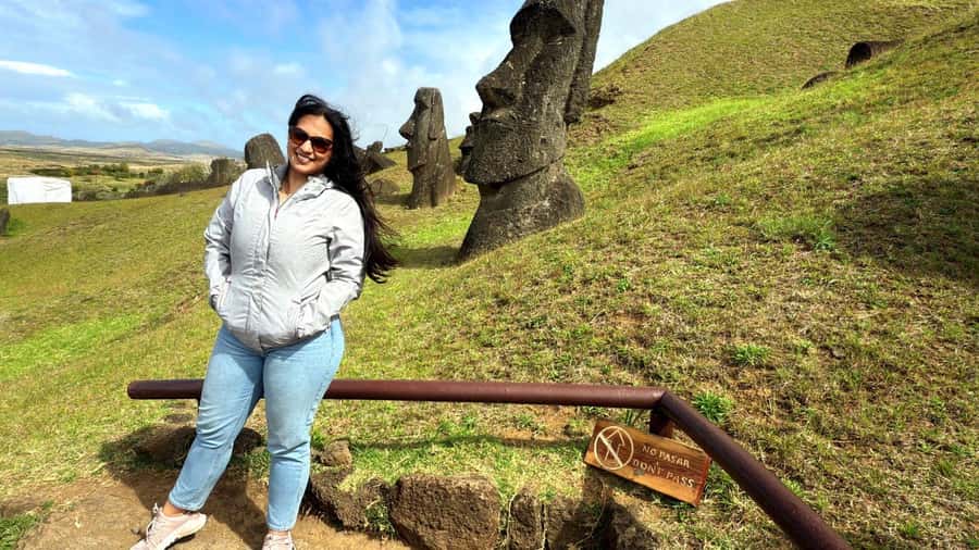 Easter Island: Full-Day Tour to Anakena - Ahu Akahanga Shows the Island Before the Famous View