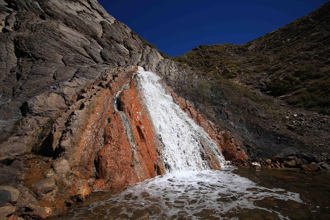 Embalse el Yeso and Termas del Plomo in semi-private 4x4 - Safety, comfort, and physical effort