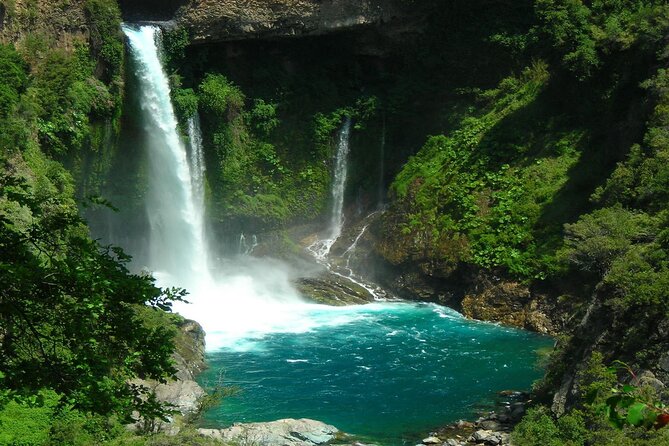 Emerald Route: Sail to Peulla through Todos Los Santos Lake - A full day with a fixed pace