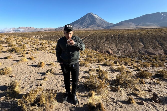 Expedition to Ruta de los Salares + Culinary Delights - First light at Volcán Licancabur
