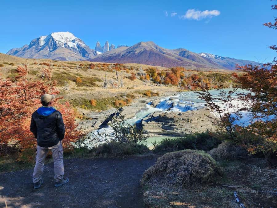 From El Calafate: Torres del Paine Full Day Tour - Salto Grande and the Short Walk to Los Cuernos