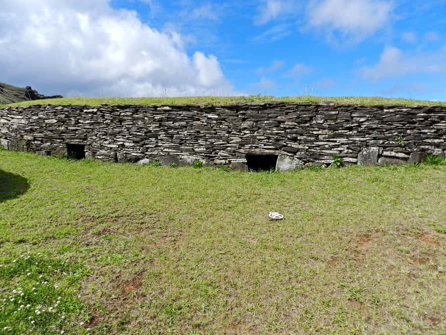 From Hanga Roa: Journey from Orongo to Ana Te Pahu - Five details worth knowing first