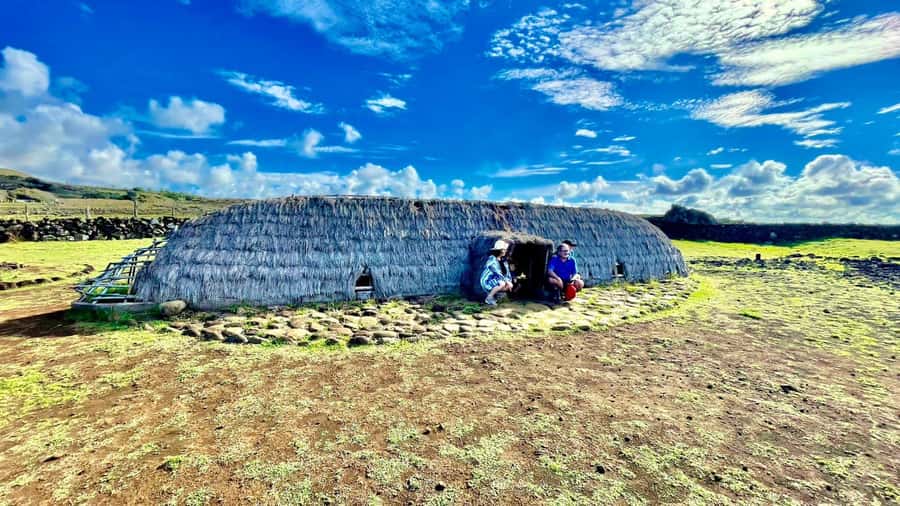 From Hanga Roa: Rapa Nui Culture Sightseeing Tour - Ahu Tongariki and the island’s great postcard view