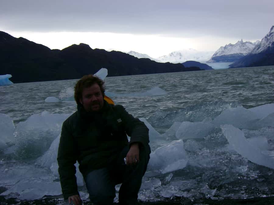 From Puerto Natales: Torres del Paine National Park Trip - El Castillo Hill gives you a short break