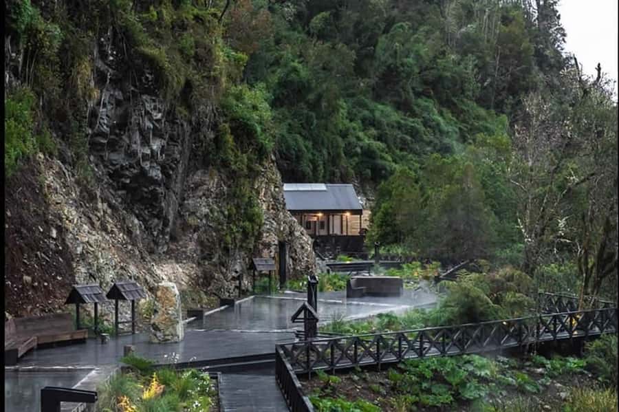From Puerto Varas: Full Day to Termas del Sol & Cochamo Valley - Why This Day Trip Works