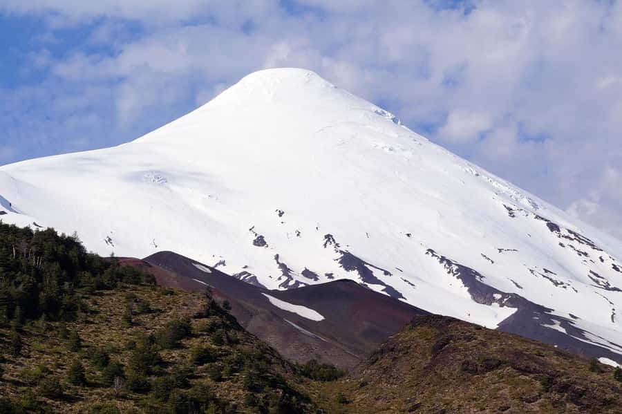 From Puerto Varas: Osorno Volcano & Petrohue Falls Day Tour - Weather matters more than the brochure suggests