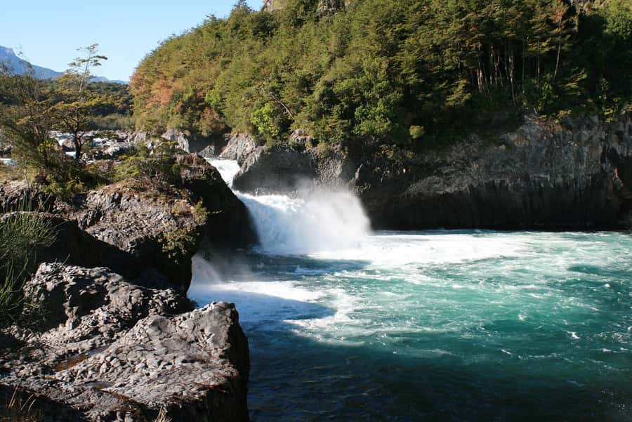 From Puerto Varas: Osorno Volcano & Petrohue Falls Day Tour - One hour at the Osorno Ski and Mountain Center