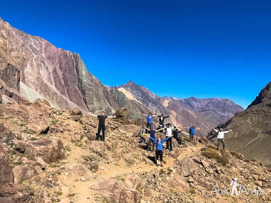From Santiago: Cajón del Maipo and Volcán San José Hike 8K - Leaving Santiago before the city wakes